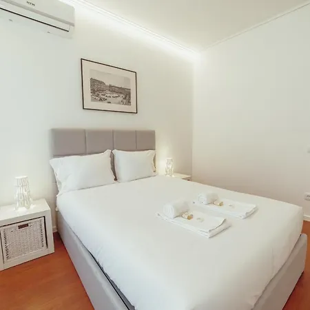 Grand Premium Boavista By Vacationy * Porto