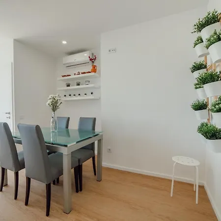 Grand Premium Boavista By Vacationy 포르투